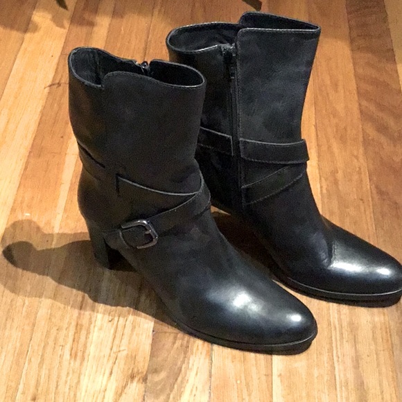 Sesto Meucci Black Leather Booties 9-1/2 M NEW - Picture 3 of 5
